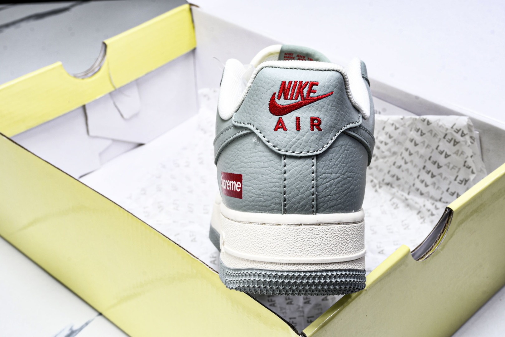 NK Air Force 1'07 Low Supreme联名 穹灰 空军一号低帮休闲板鞋 ZH2598