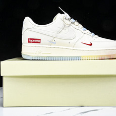 NK Air Force 1'07 Low Supreme联名 双拼米蓝 空军一号低帮休闲板鞋 XX31 NK Air Force 1'07 Low Supreme联名 双拼米蓝 空军一号低帮休闲板鞋 XX31