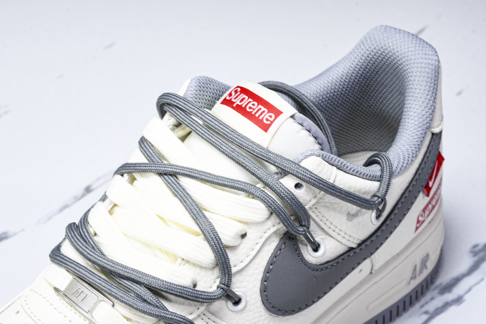 NK Air Force 1'07 Low UN联名 双小勾红标 空军一号低帮休闲板鞋 CS5288-0