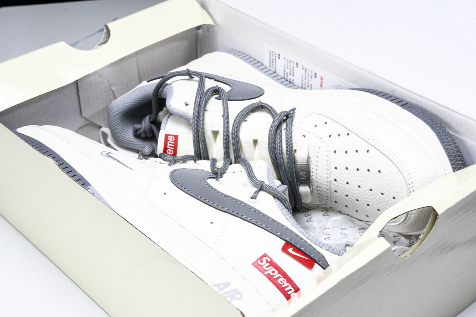 NK Air Force 1'07 Low UN联名 双小勾红标 空军一号低帮休闲板鞋 CS5288-0