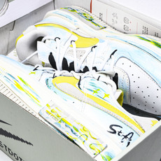NK Air Force 1'07 Low Y B Stars 手绘涂鸦 黄蓝星星 空军一号低帮休闲板鞋 NK Air Force 1'07 Low Y B Stars 手绘涂鸦 黄蓝星星 空军一号低帮休闲板鞋