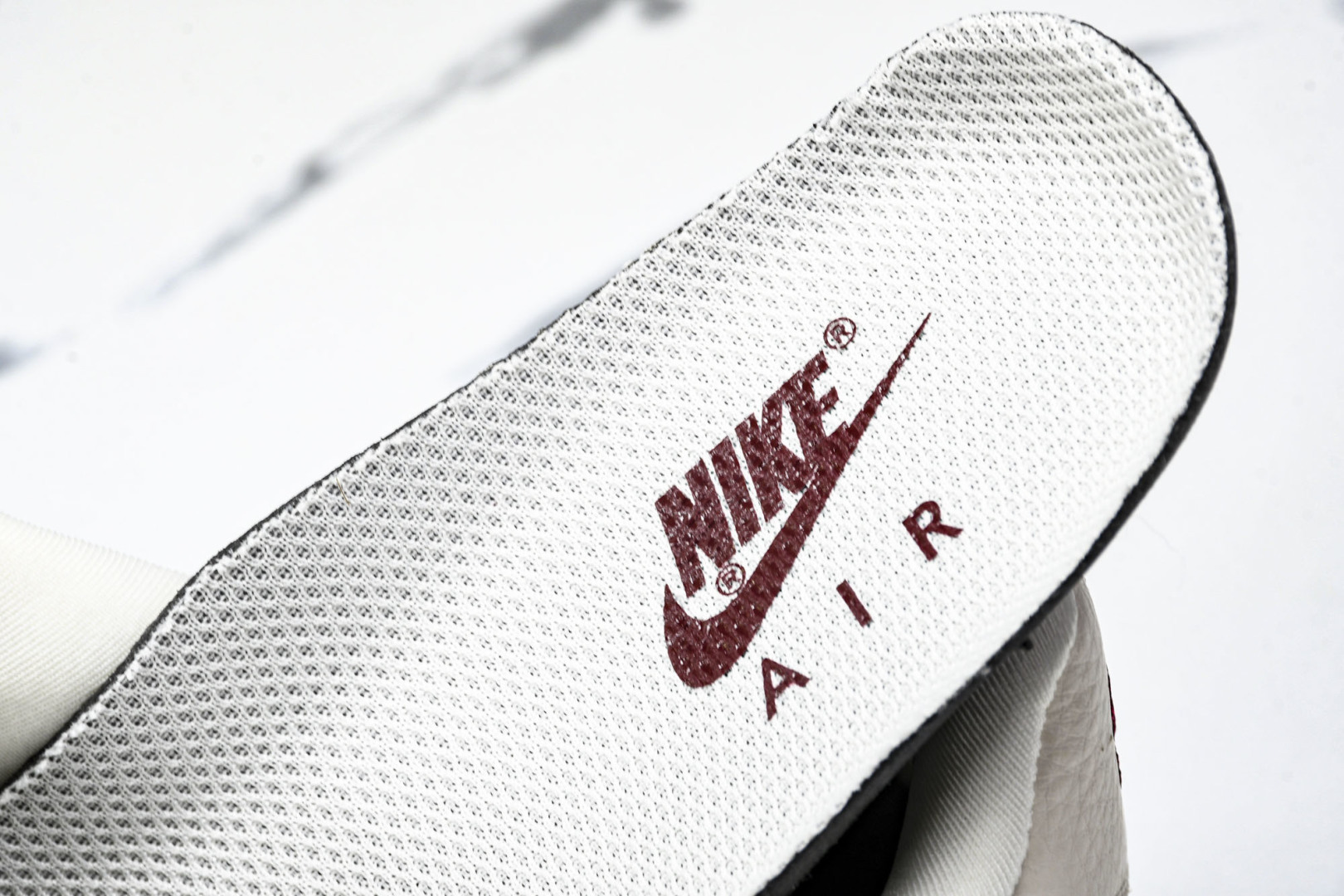 NK Air Force 1'07 Low 迪奥联名 彩色插花 空军一号低帮休闲板鞋 DF0188-06