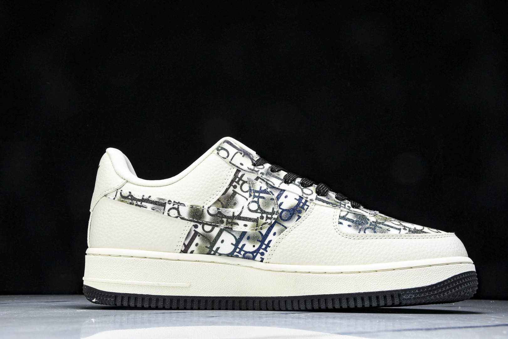 NK Air Force 1'07 Low 迪奥联名 灰色插花 空军一号低帮休闲板鞋 DF0188-06