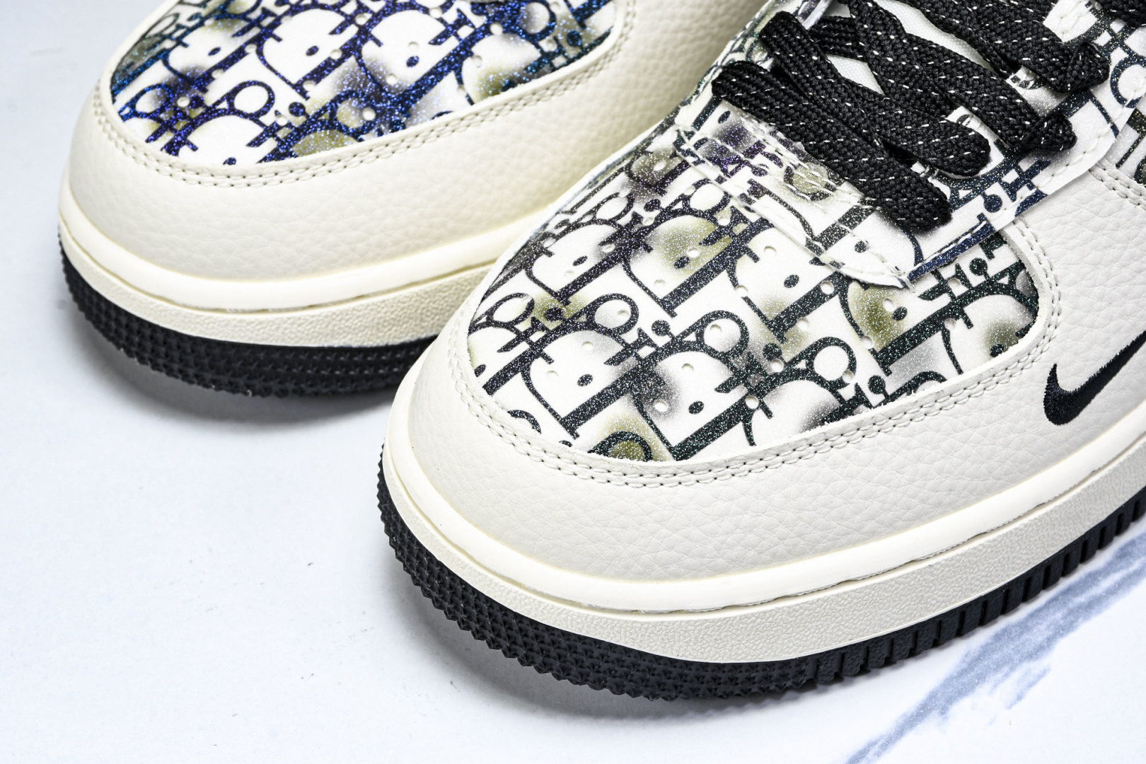 NK Air Force 1'07 Low 迪奥联名 灰色插花 空军一号低帮休闲板鞋 DF0188-06