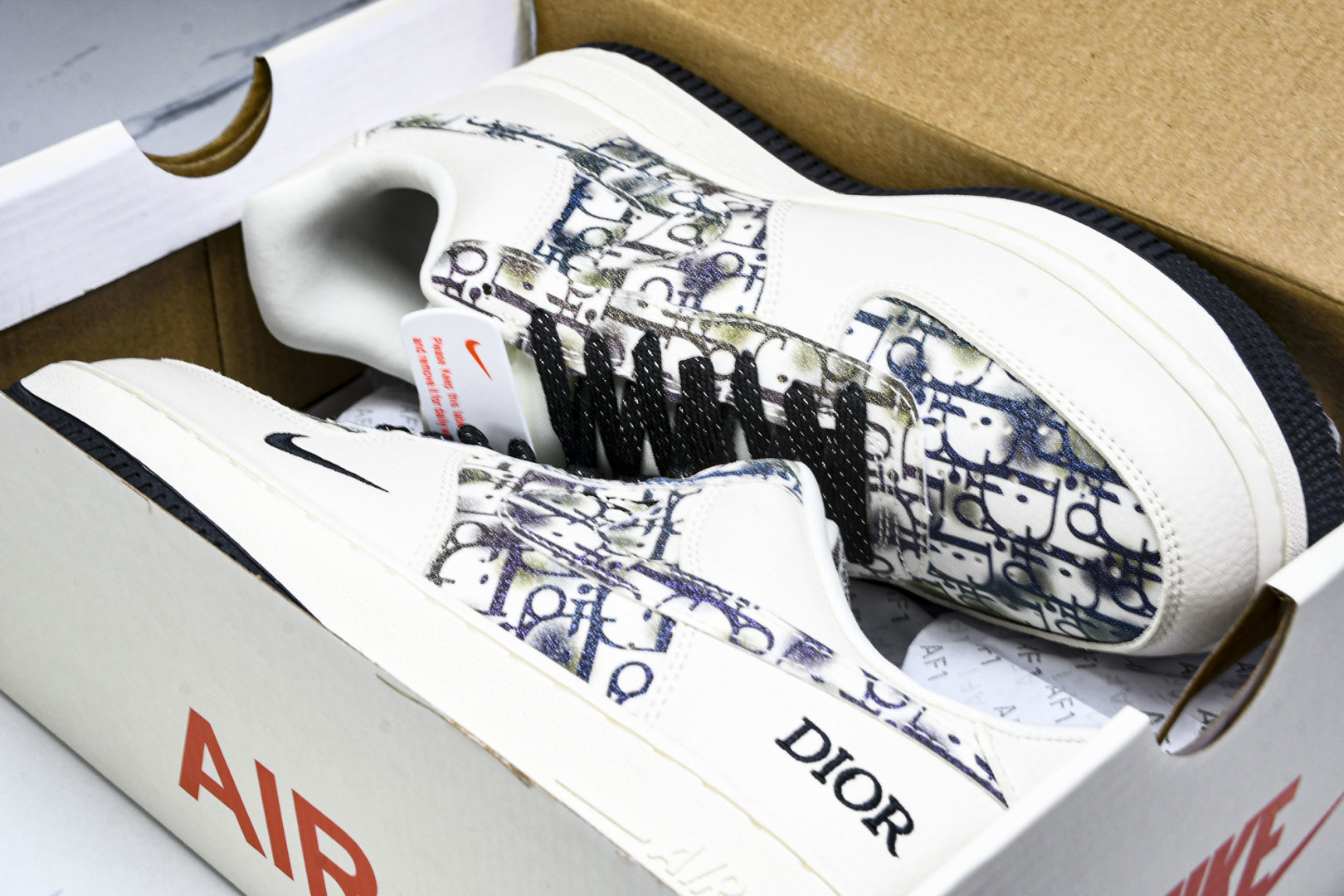 NK Air Force 1'07 Low 迪奥联名 灰色插花 空军一号低帮休闲板鞋 DF0188-06