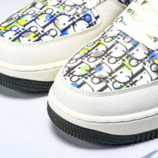 NK Air Force 1'07 Low 迪奥联名 米绿插花 空军一号低帮休闲板鞋 DF0188-06 NK Air Force 1'07 Low 迪奥联名 米绿插花 空军一号低帮休闲板鞋 DF0188-06