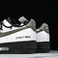 NK Air Force 1'07 Low 二次元主题 奢香水榭 满天星泼墨 空军一号低帮休闲板鞋 ZH NK Air Force 1'07 Low 二次元主题 奢香水榭 满天星泼墨 空军一号低帮休闲板鞋 ZH
