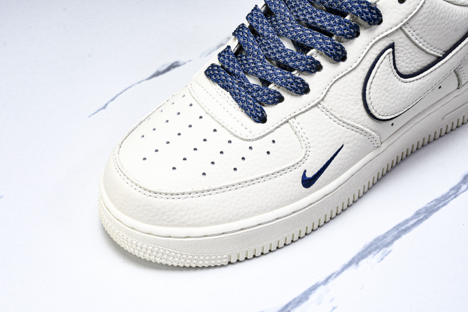 NK Air Force 1'07 Low 官方同步ID定制 满天星低帮空军一号休闲板鞋 MJ0319-