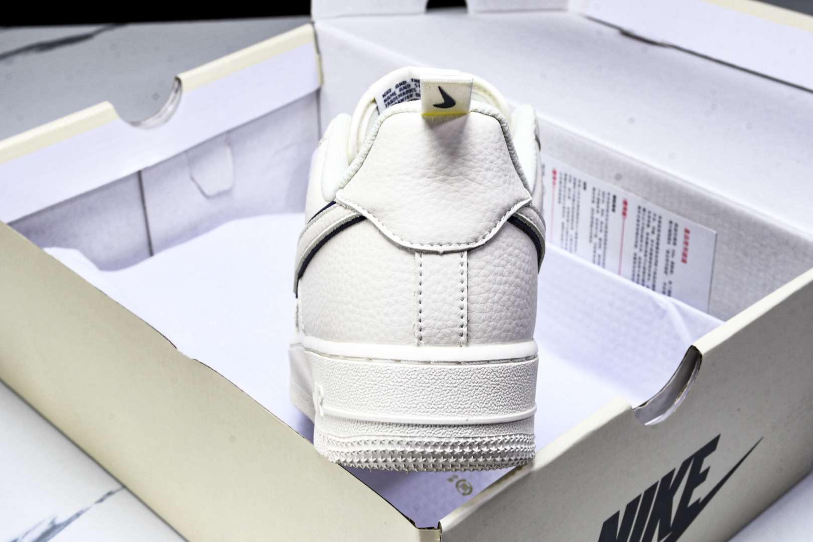NK Air Force 1'07 Low 官方同步ID定制 满天星低帮空军一号休闲板鞋 MJ0319-
