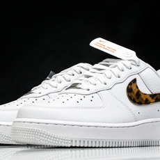NK Air Force 1'07 Low 空军一号低帮休闲板鞋 IM3483-100 尺寸36 36. NK Air Force 1'07 Low 空军一号低帮休闲板鞋 IM3483-100 尺寸36 36.