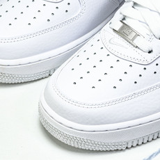 NK Air Force 1'07 Low 空军一号低帮休闲板鞋 IM3483-100 尺寸36 36. NK Air Force 1'07 Low 空军一号低帮休闲板鞋 IM3483-100 尺寸36 36.