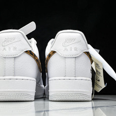 NK Air Force 1'07 Low 空军一号低帮休闲板鞋 IM3483-100 尺寸36 36. NK Air Force 1'07 Low 空军一号低帮休闲板鞋 IM3483-100 尺寸36 36.