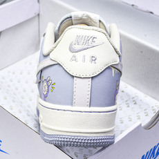 NK Air Force 1'07 Low 拉布布紫 空军一号低帮休闲运动板鞋 DB3301-221 尺 NK Air Force 1'07 Low 拉布布紫 空军一号低帮休闲运动板鞋 DB3301-221 尺