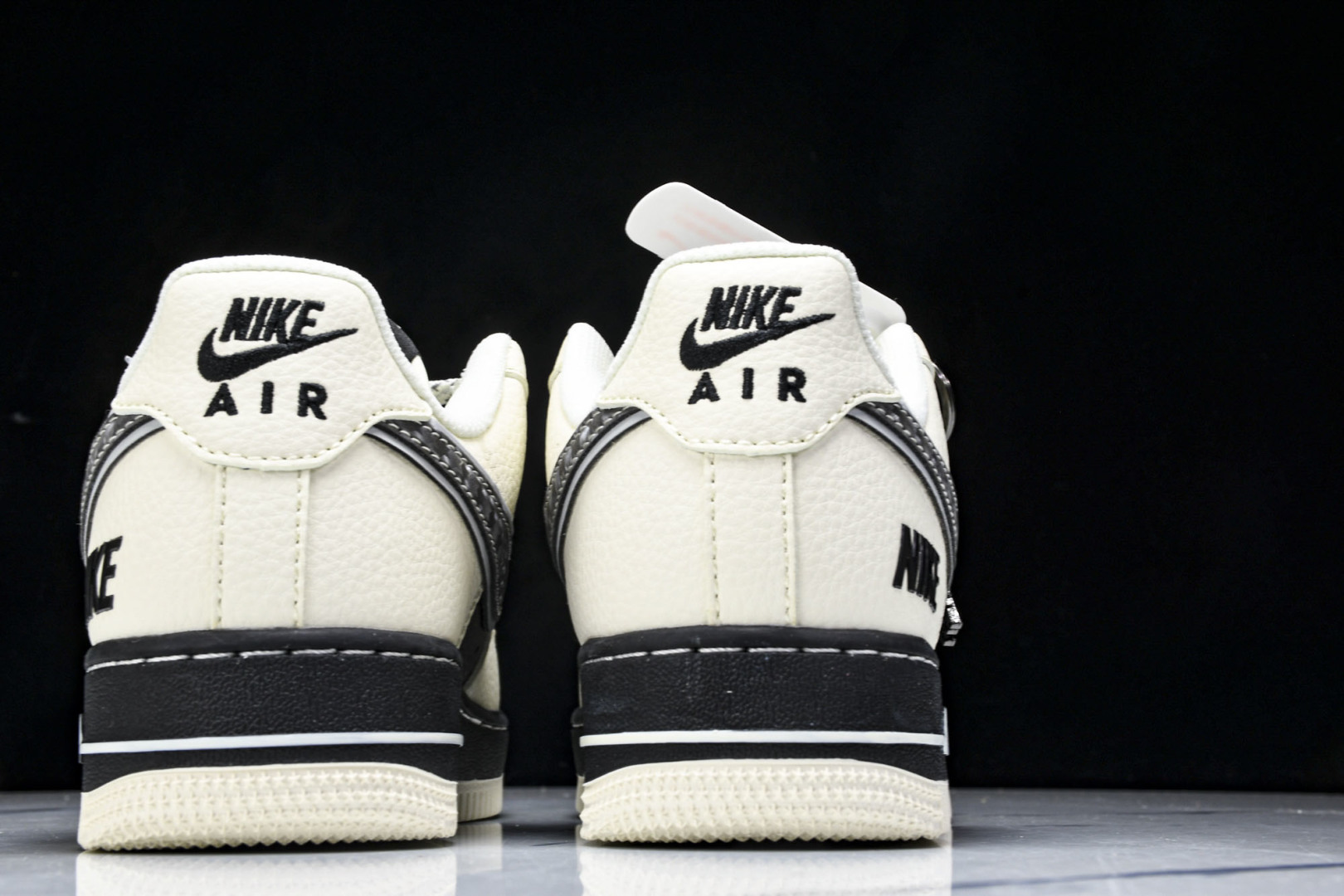 NK Air Force 1'07 Low 联名 双层米黑 空军一号低帮休闲板鞋 XX3168-206 