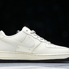 NK Air Force 1'07 Low 耐克联名 黑小三勾 空军一号低帮休闲板鞋 XX3168-18 NK Air Force 1'07 Low 耐克联名 黑小三勾 空军一号低帮休闲板鞋 XX3168-18