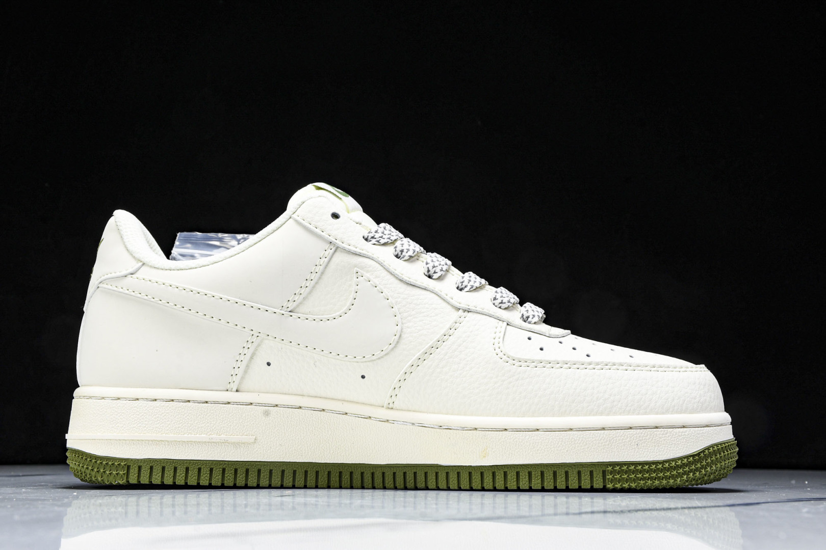 NK Air Force 1'07 Low 耐克联名 绿小三勾 空军一号低帮休闲板鞋 XX3168-18