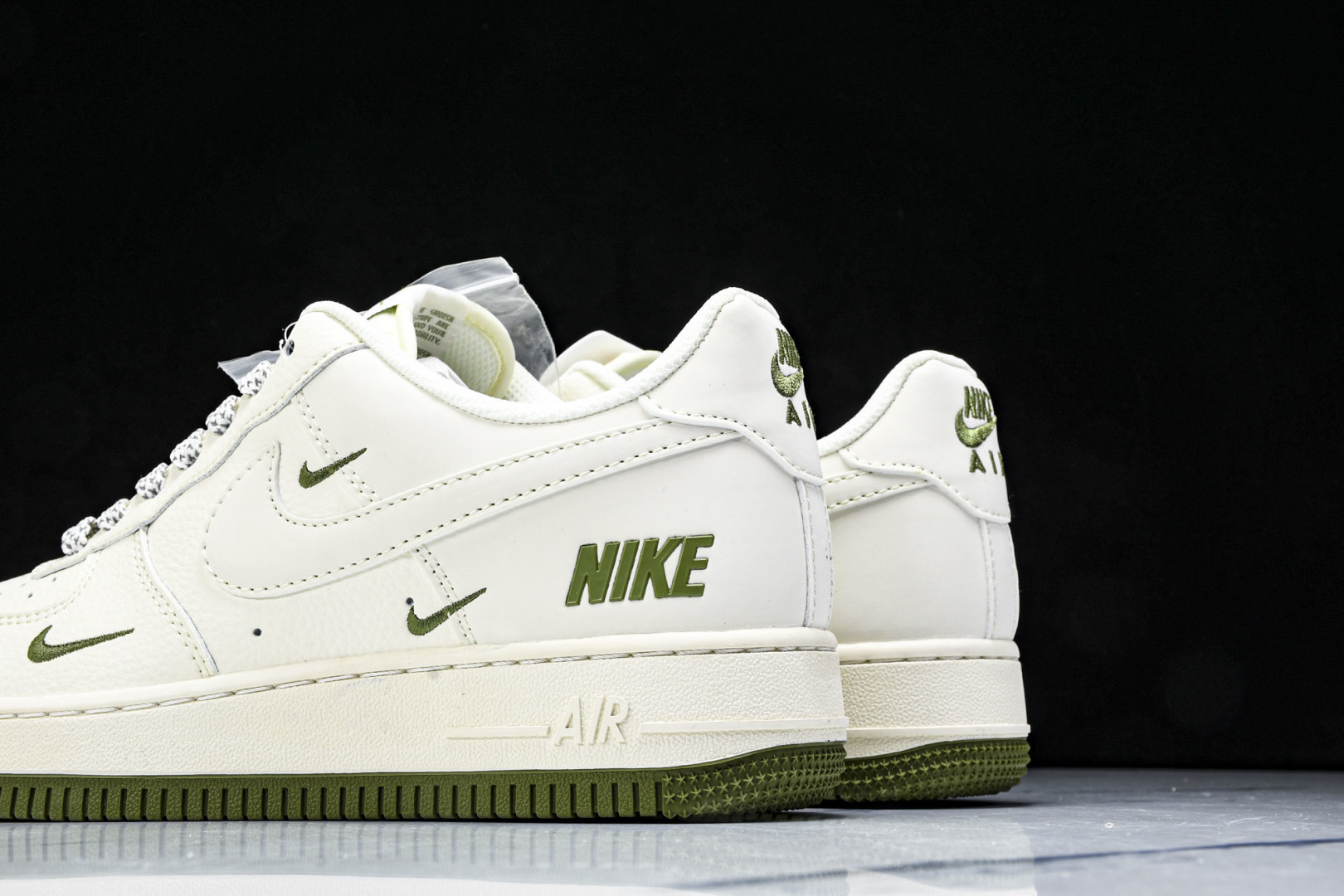 NK Air Force 1'07 Low 耐克联名 绿小三勾 空军一号低帮休闲板鞋 XX3168-18