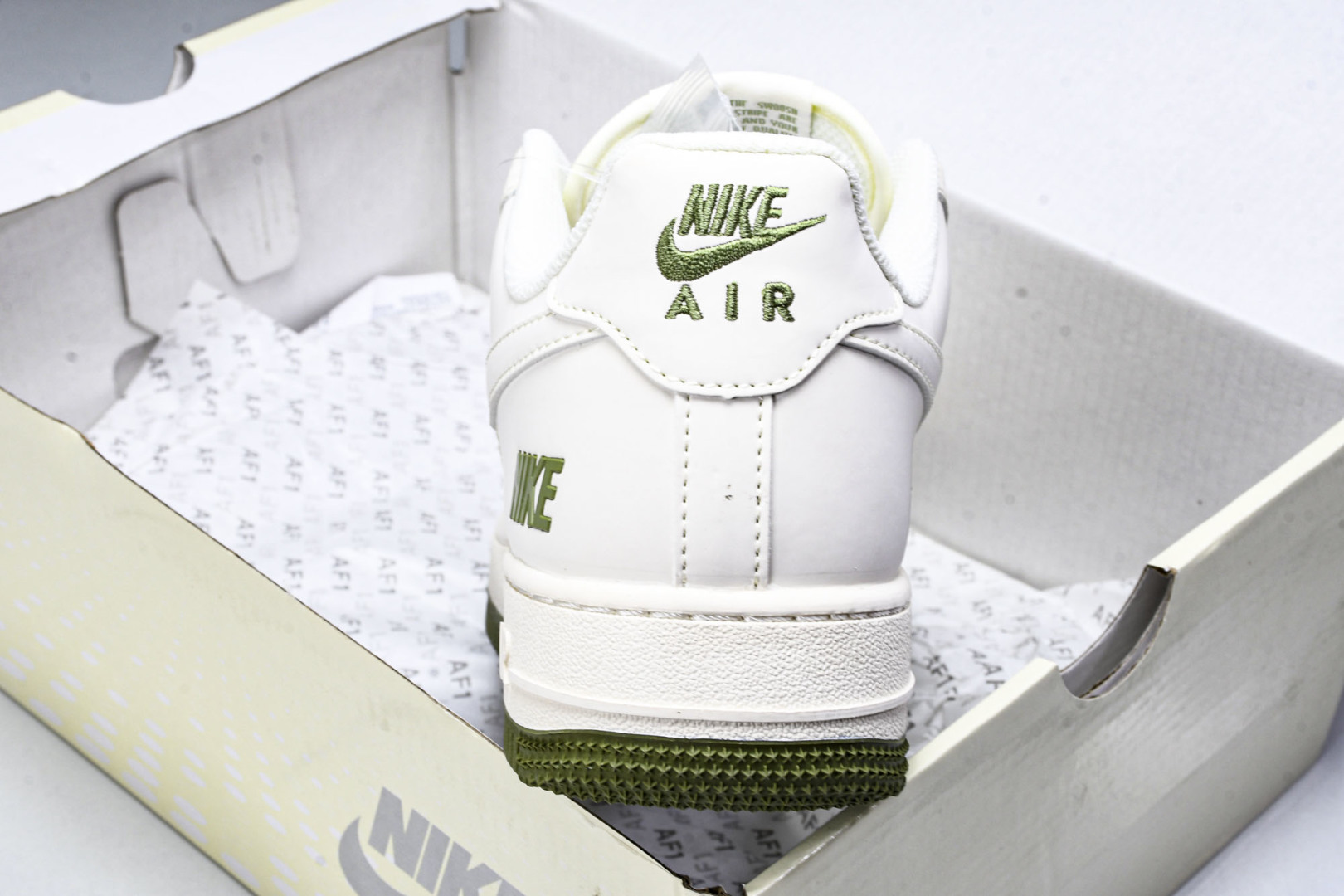 NK Air Force 1'07 Low 耐克联名 绿小三勾 空军一号低帮休闲板鞋 XX3168-18