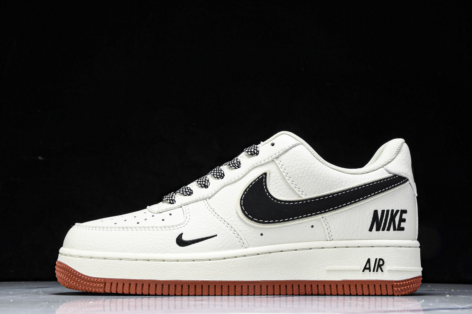 NK Air Force 1'07 Low 耐克联名 米黑生胶 空军一号低帮休闲运动板鞋 CS5288-