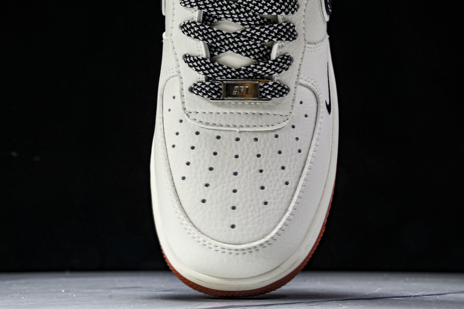 NK Air Force 1'07 Low 耐克联名 米黑生胶 空军一号低帮休闲运动板鞋 CS5288-