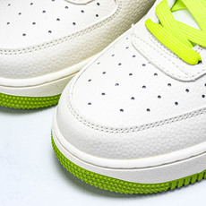 NK Air Force 1'07 Low 苹果绿 空军一号低帮休闲板鞋 DF0188-070 尺寸36 NK Air Force 1'07 Low 苹果绿 空军一号低帮休闲板鞋 DF0188-070 尺寸36