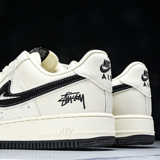 NK Air Force 1'07 Low 斯图西联名 白灰 空军一号低帮休闲板鞋 KK1988-093 NK Air Force 1'07 Low 斯图西联名 白灰 空军一号低帮休闲板鞋 KK1988-093
