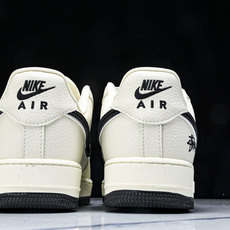 NK Air Force 1'07 Low 斯图西联名 白灰 空军一号低帮休闲板鞋 KK1988-093 NK Air Force 1'07 Low 斯图西联名 白灰 空军一号低帮休闲板鞋 KK1988-093