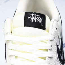NK Air Force 1'07 Low 斯图西联名 白灰 空军一号低帮休闲板鞋 KK1988-093 NK Air Force 1'07 Low 斯图西联名 白灰 空军一号低帮休闲板鞋 KK1988-093
