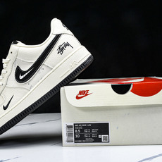 NK Air Force 1'07 Low 斯图西联名 白灰 空军一号低帮休闲板鞋 KK1988-093 NK Air Force 1'07 Low 斯图西联名 白灰 空军一号低帮休闲板鞋 KK1988-093