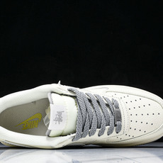 NK Air Force 1'07 Low 斯图西联名 灰银勾 空军一号低帮休闲运动板鞋 XX3168- NK Air Force 1'07 Low 斯图西联名 灰银勾 空军一号低帮休闲运动板鞋 XX3168-