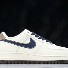 NK Air Force 1'07 Low 斯图西联名 卡通勾 空军一号低帮休闲板鞋 ZH2598-30 NK Air Force 1'07 Low 斯图西联名 卡通勾 空军一号低帮休闲板鞋 ZH2598-30