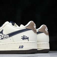 NK Air Force 1'07 Low 斯图西联名 卡通勾 空军一号低帮休闲板鞋 ZH2598-30 NK Air Force 1'07 Low 斯图西联名 卡通勾 空军一号低帮休闲板鞋 ZH2598-30