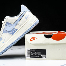 NK Air Force 1'07 Low 斯图西联名 蓝涂鸦 空军一号低帮休闲板鞋 KK1988-09 NK Air Force 1'07 Low 斯图西联名 蓝涂鸦 空军一号低帮休闲板鞋 KK1988-09