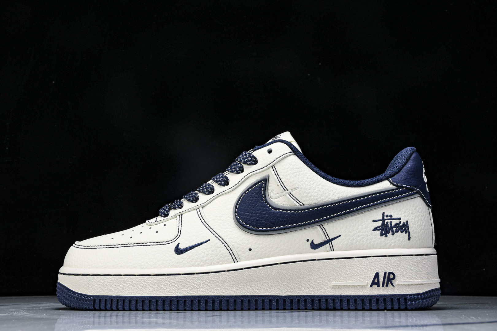 NK Air Force 1'07 Low 斯图西联名 深蓝小三勾 空军一号低帮休闲板鞋 HH7518-
