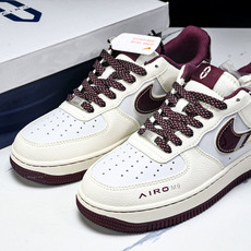 NK Air Force 1'07 Low 问界联名 红M9 空军一号低帮休闲板鞋 XS1958-610 NK Air Force 1'07 Low 问界联名 红M9 空军一号低帮休闲板鞋 XS1958-610