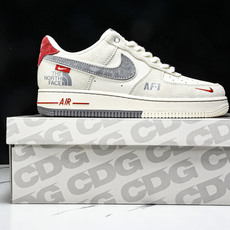 NK Air Force 1'07 北面 联名 米白灰 货号:YX5066 311 尺寸36 36.5 NK Air Force 1'07 北面 联名 米白灰 货号:YX5066 311 尺寸36 36.5