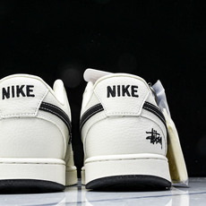 NK Court Vision 1 LOW 低帮 板鞋 “斯图西——双拼米黑” 运动鞋 休闲鞋 CS52 NK Court Vision 1 LOW 低帮 板鞋 “斯图西——双拼米黑” 运动鞋 休闲鞋 CS52