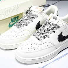 NK Court Vision 1 LOW 低帮 板鞋 “斯图西——双拼米黑” 运动鞋 休闲鞋 CS52 NK Court Vision 1 LOW 低帮 板鞋 “斯图西——双拼米黑” 运动鞋 休闲鞋 CS52