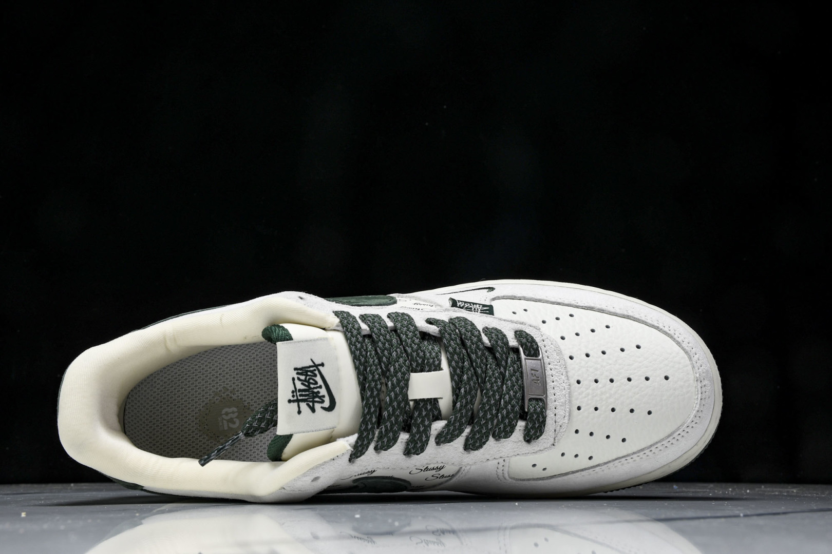  Nk Air Force 1'07 Low 斯图西联名 英文绿翻毛勾 空军一号低帮休闲板鞋 CH633