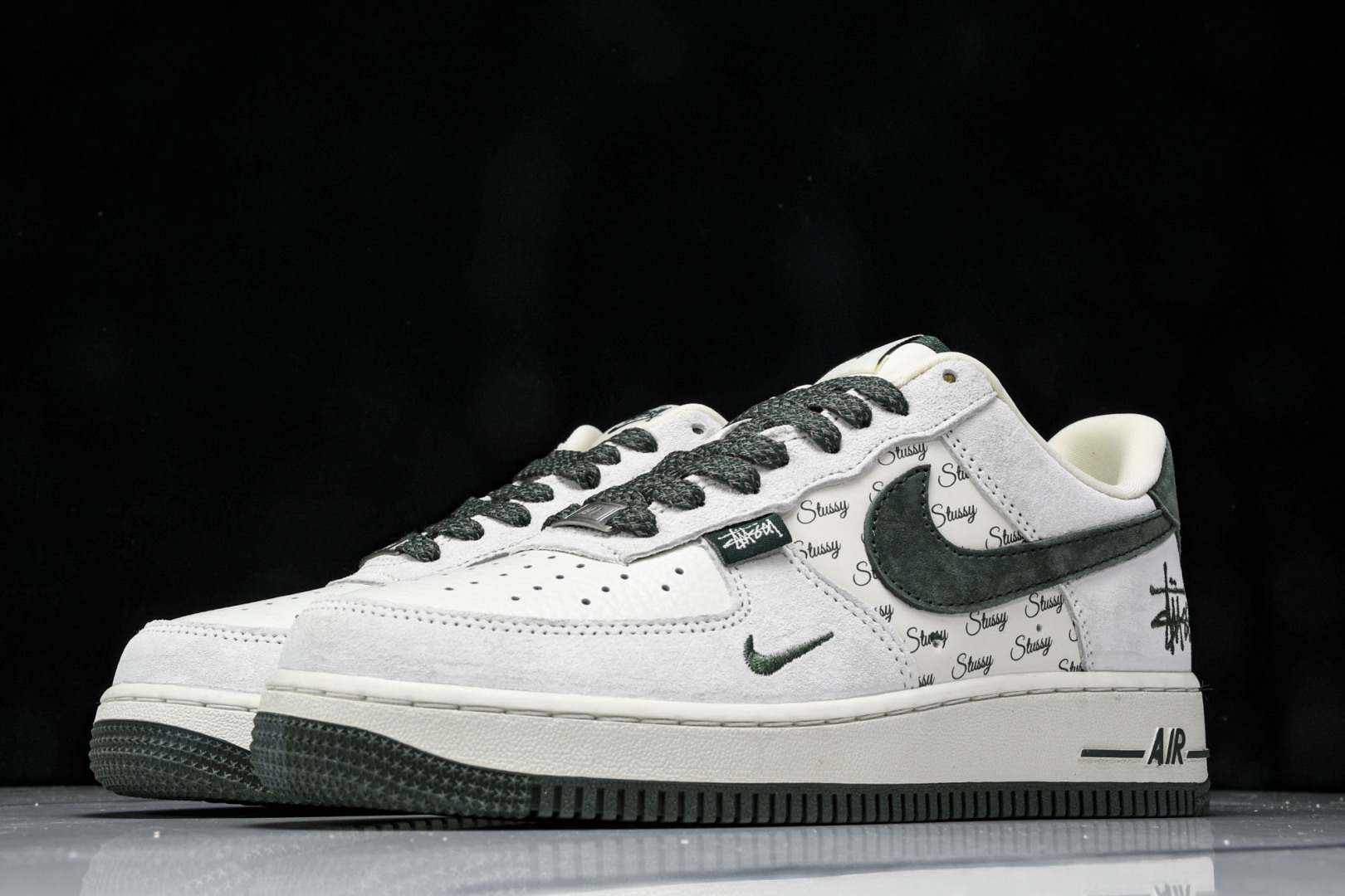  Nk Air Force 1'07 Low 斯图西联名 英文绿翻毛勾 空军一号低帮休闲板鞋 CH633