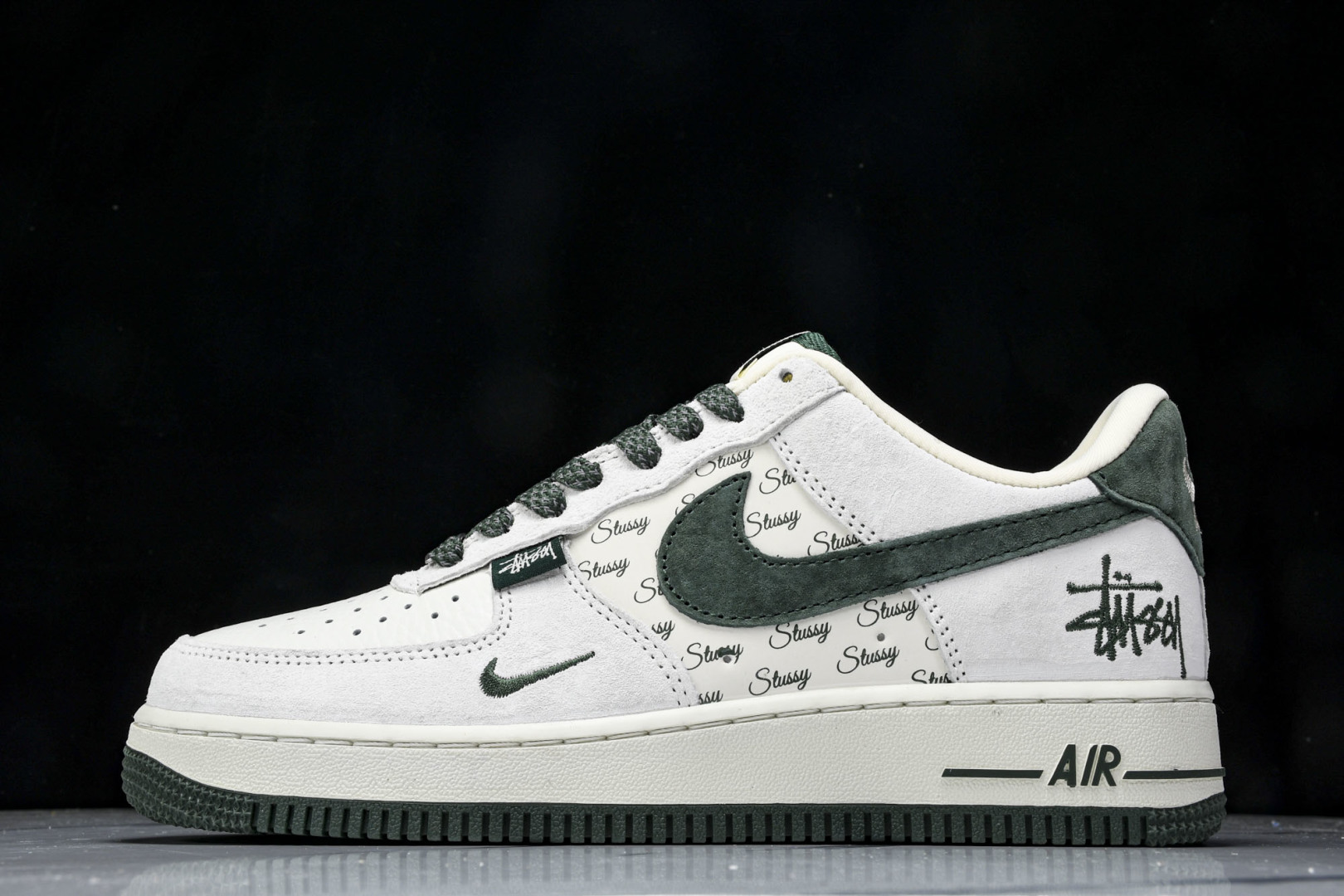  Nk Air Force 1'07 Low 斯图西联名 英文绿翻毛勾 空军一号低帮休闲板鞋 CH633