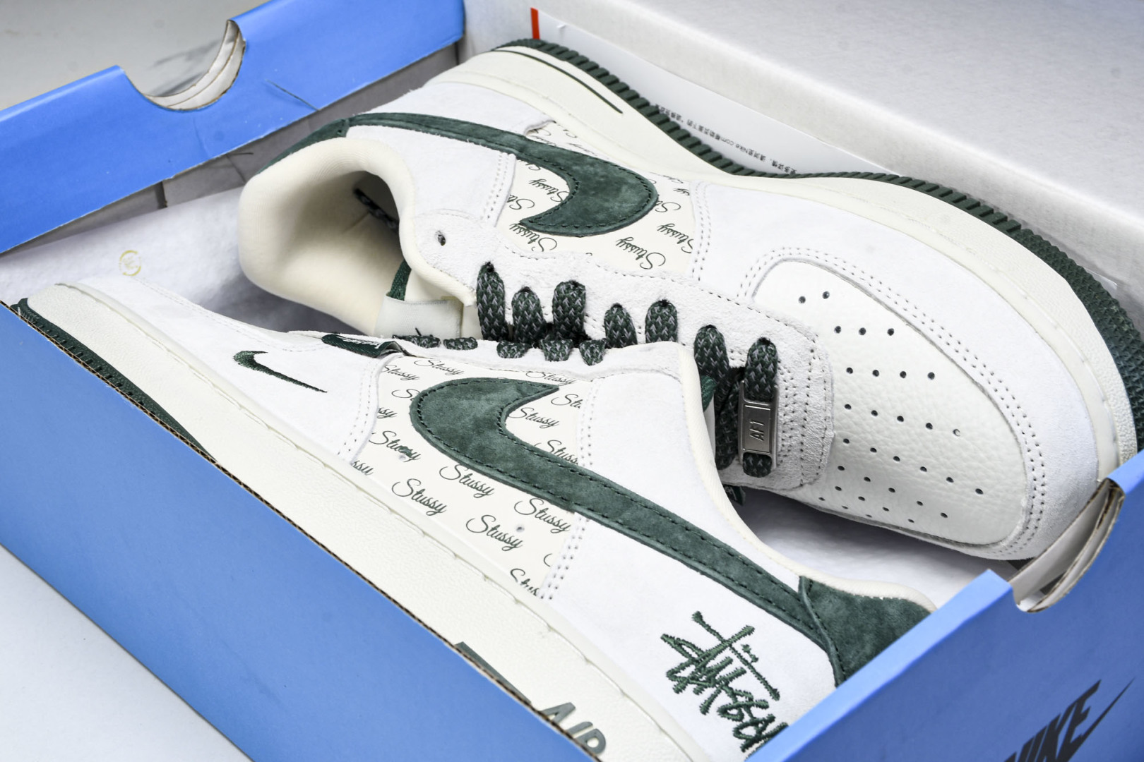  Nk Air Force 1'07 Low 斯图西联名 英文绿翻毛勾 空军一号低帮休闲板鞋 CH633