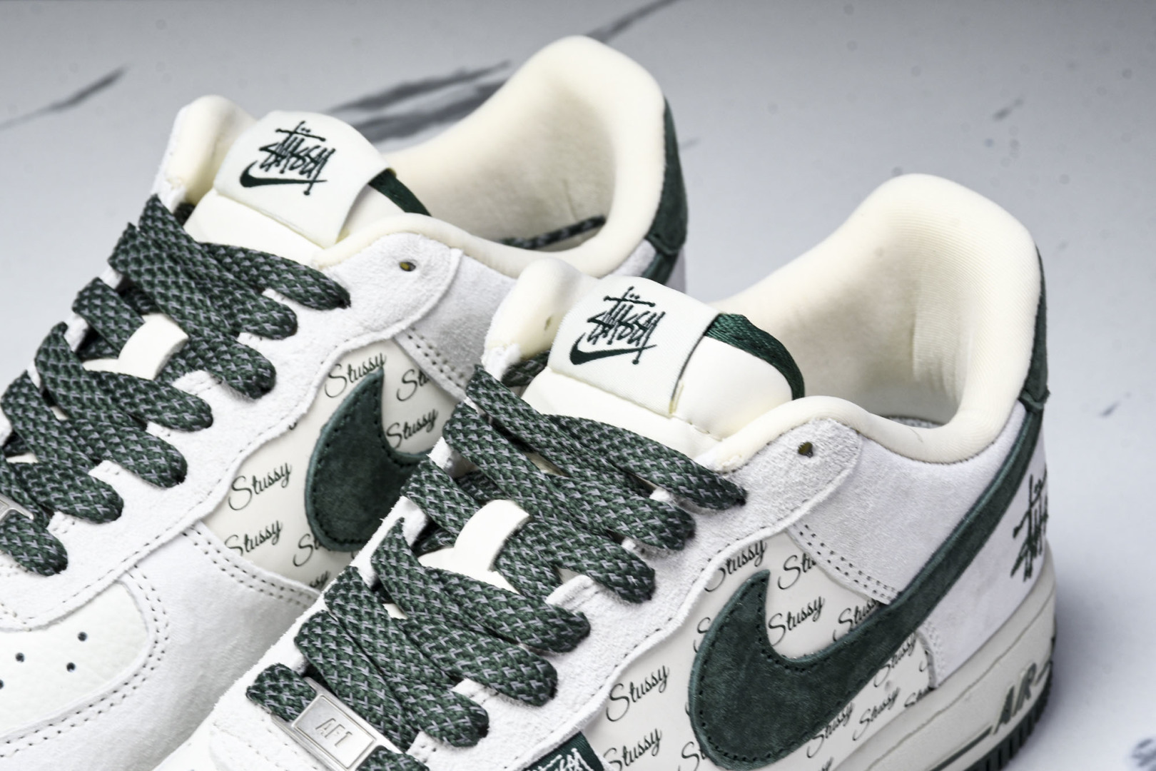  Nk Air Force 1'07 Low 斯图西联名 英文绿翻毛勾 空军一号低帮休闲板鞋 CH633