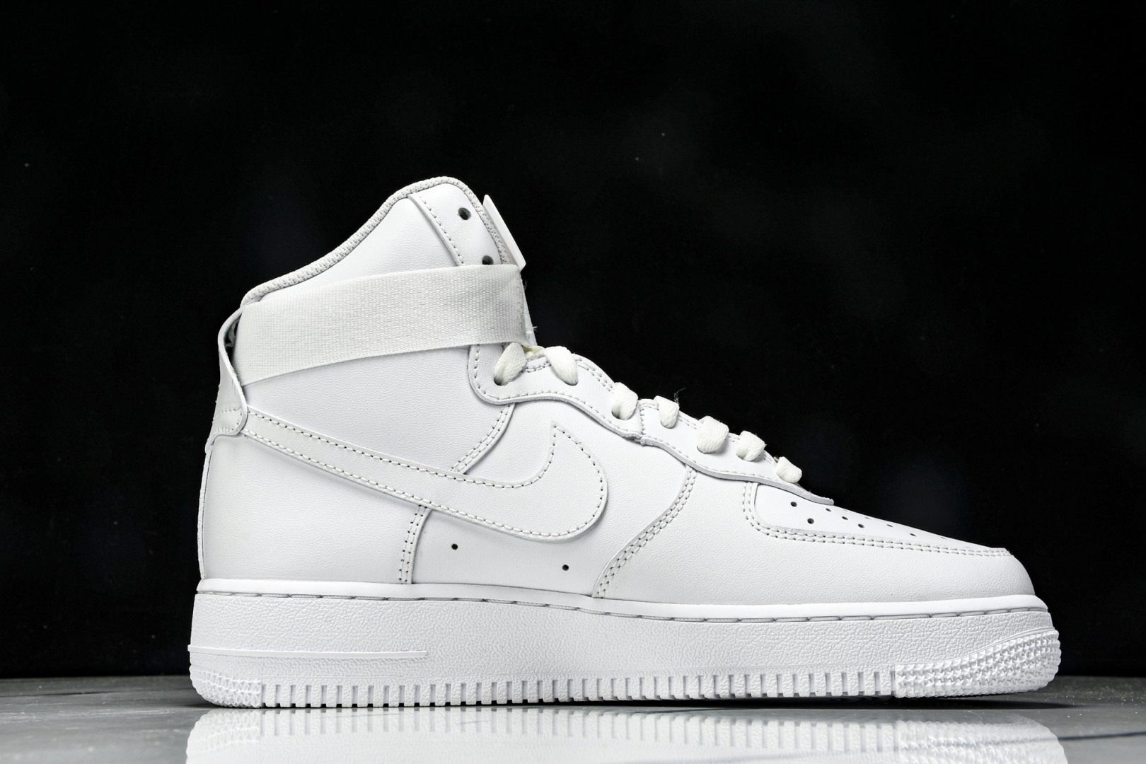  Air Force 1 空军一号官方货号CW2290 111 尺寸36 36.5 37.5 38 38