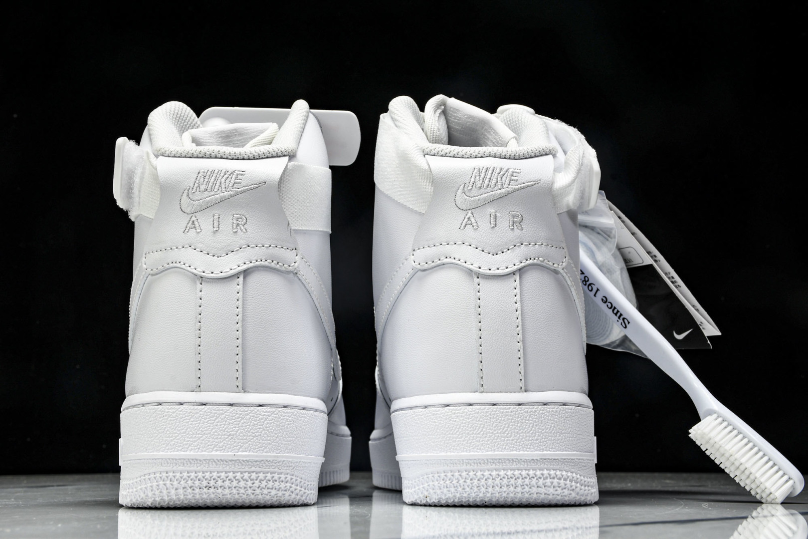  Air Force 1 空军一号官方货号CW2290 111 尺寸36 36.5 37.5 38 38