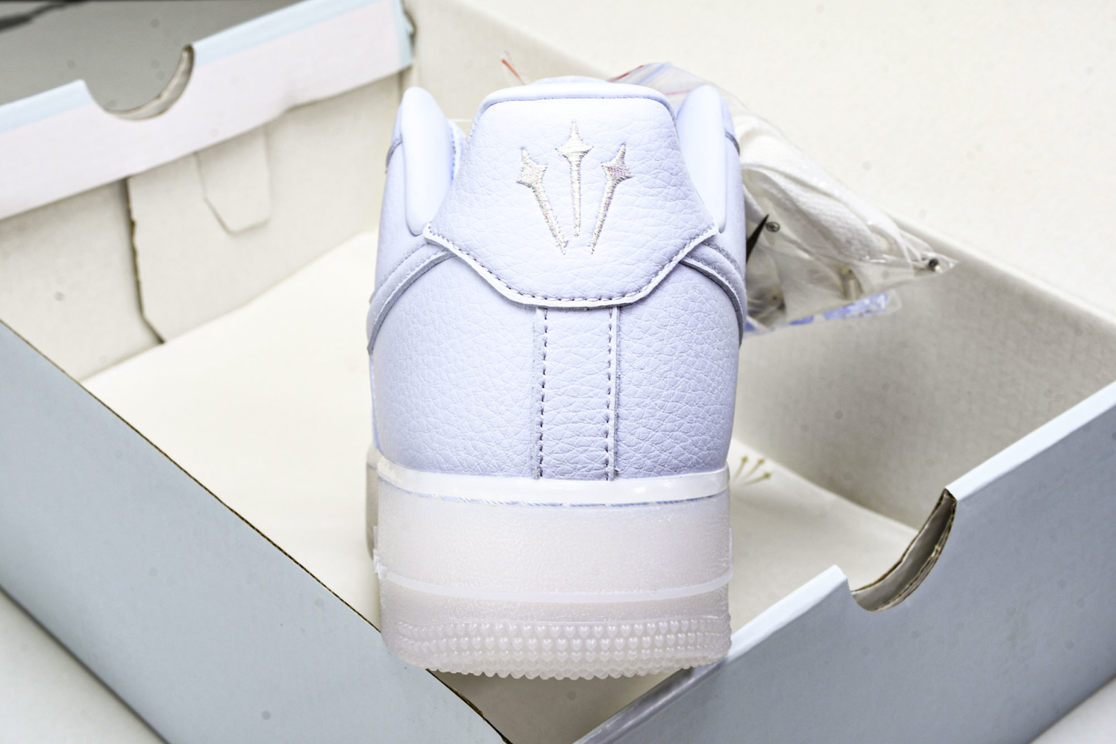  NK Air Force 1'07 Low 空军一号低帮休闲板鞋 CZ8065-500 尺寸35.5 