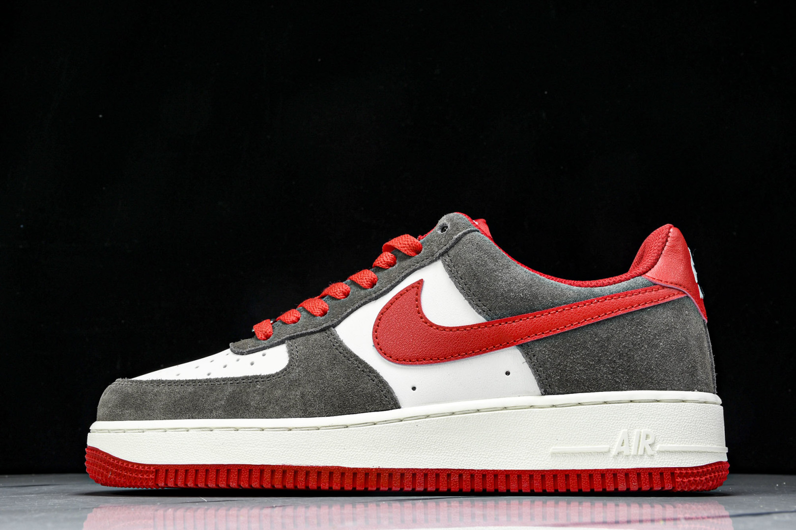  NK Air Force 1'07 Low 空军一号低帮休闲板鞋 FQ8714-201 尺寸36 36
