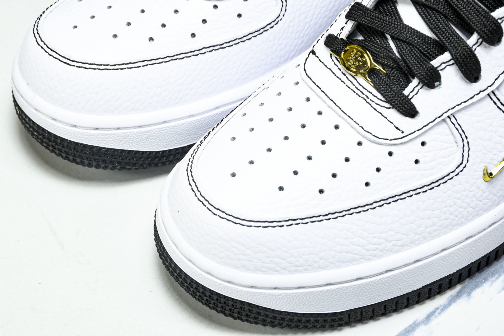  NK Air Force 1'07 Low 空军一号低帮休闲板鞋 IB6543-101 尺寸36 36