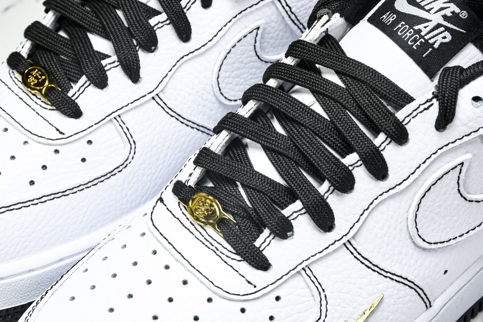  NK Air Force 1'07 Low 空军一号低帮休闲板鞋 IB6543-101 尺寸36 36