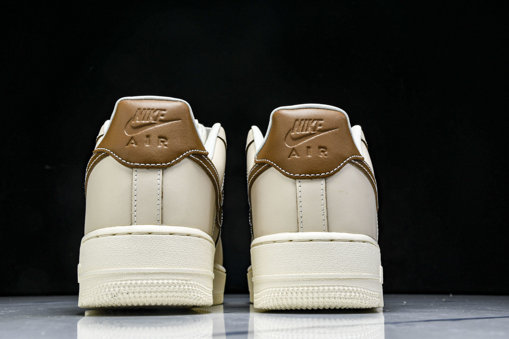  NK Air Force 1'07 Low 空军一号低帮休闲板鞋 IB8865-221 尺寸36 36